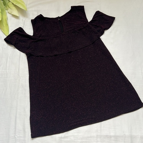 NWT Ricki’s Ruffle Cold Shoulder Blouse - Picture 6 of 7